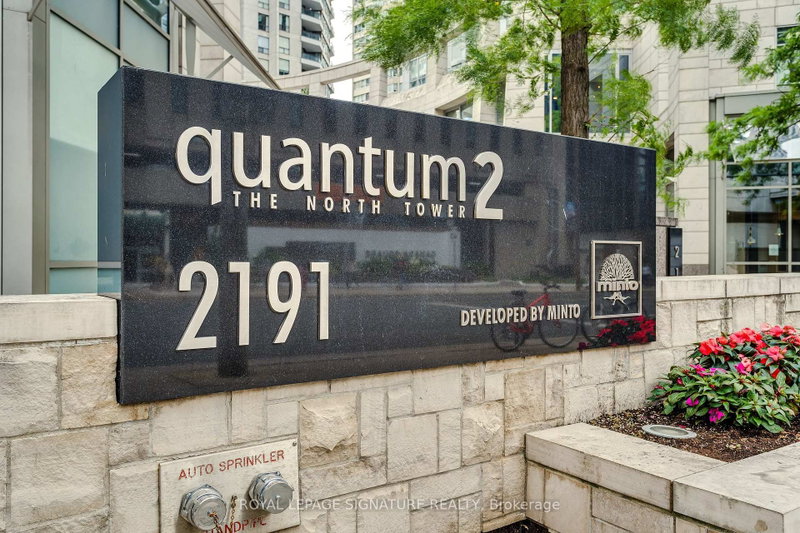 910 - 2191 Yonge Street