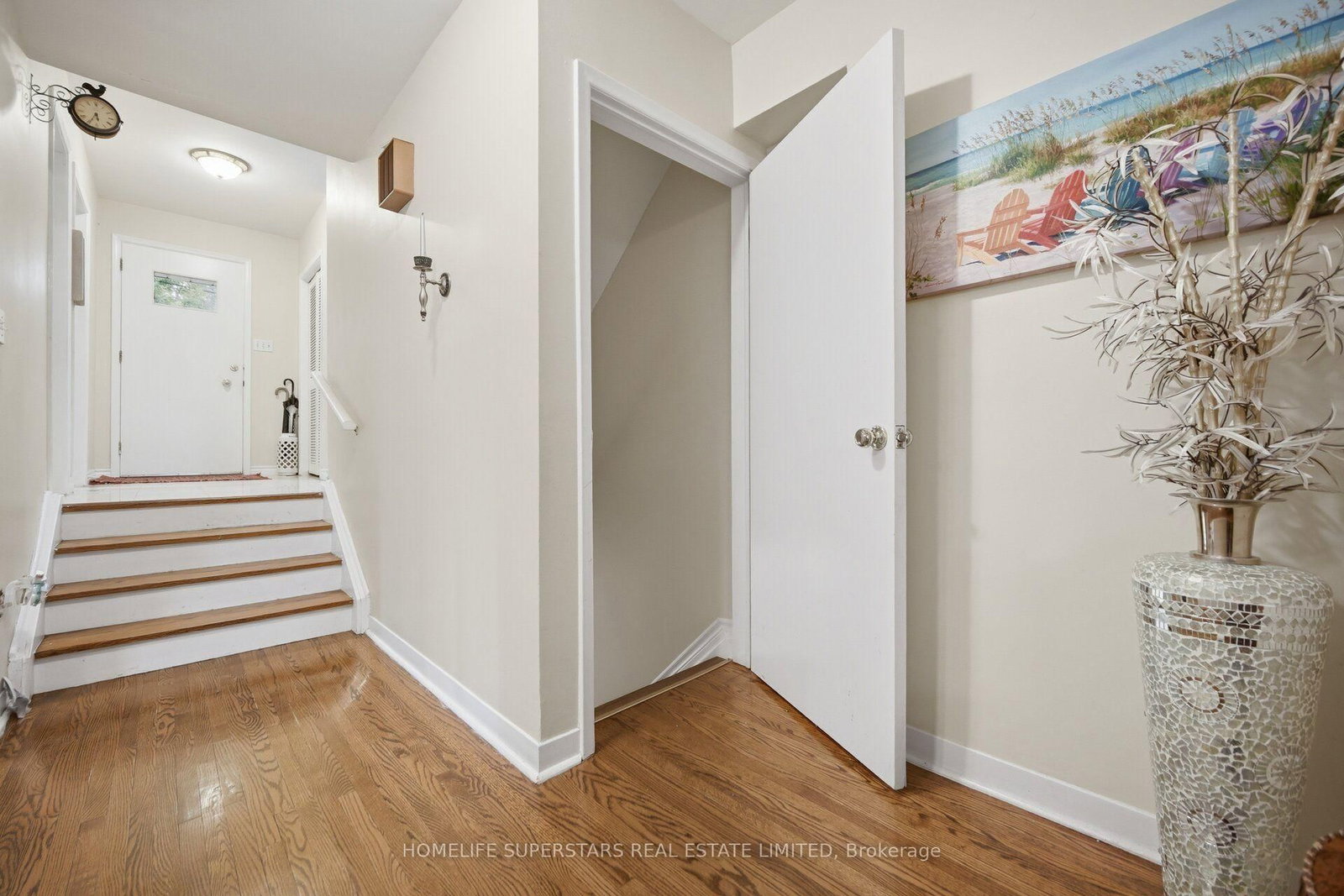 Listing Image 16