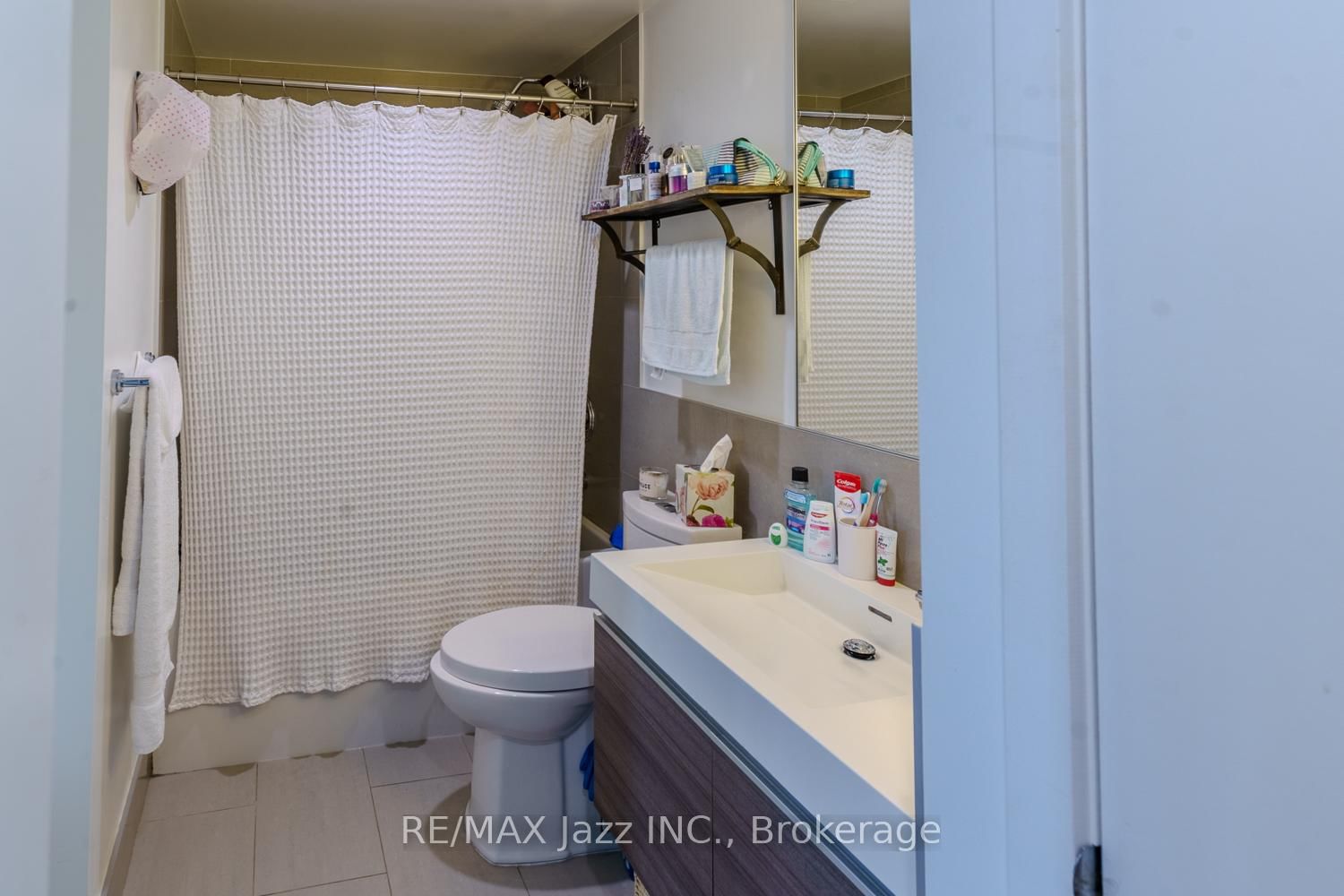 70 Distillery Lane • #1409 • Toronto, ON photo 5