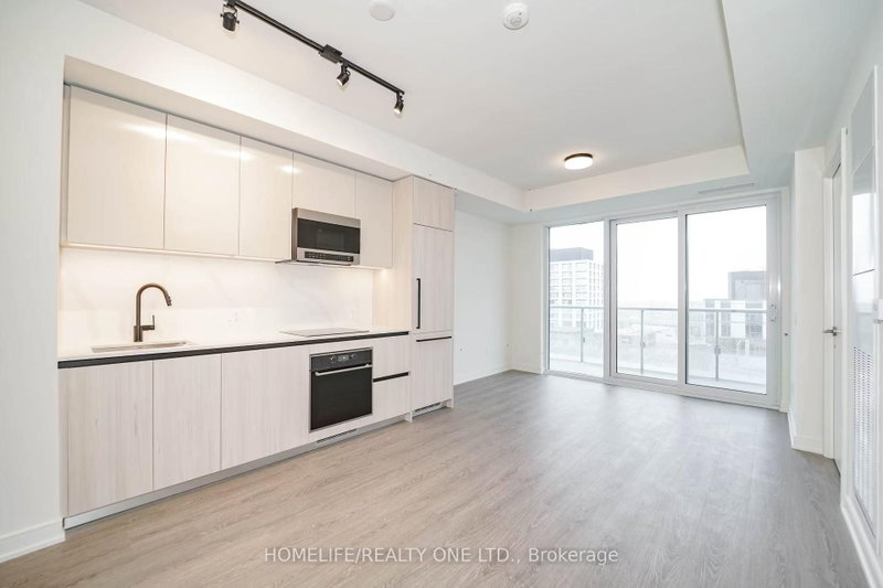 1207 - 425 Front Street E