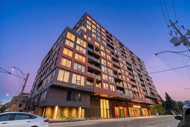 TH114 - 28 Eastern Avenue