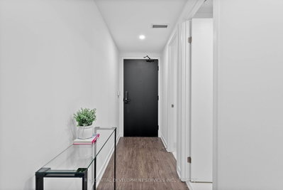 Unit 815 — 88 Queen Street — photo 3