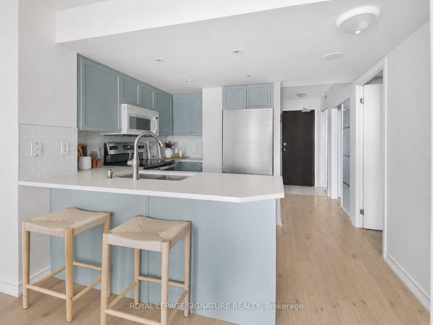 231 Fort York Boulevard • #1102 • Toronto, ON photo 2