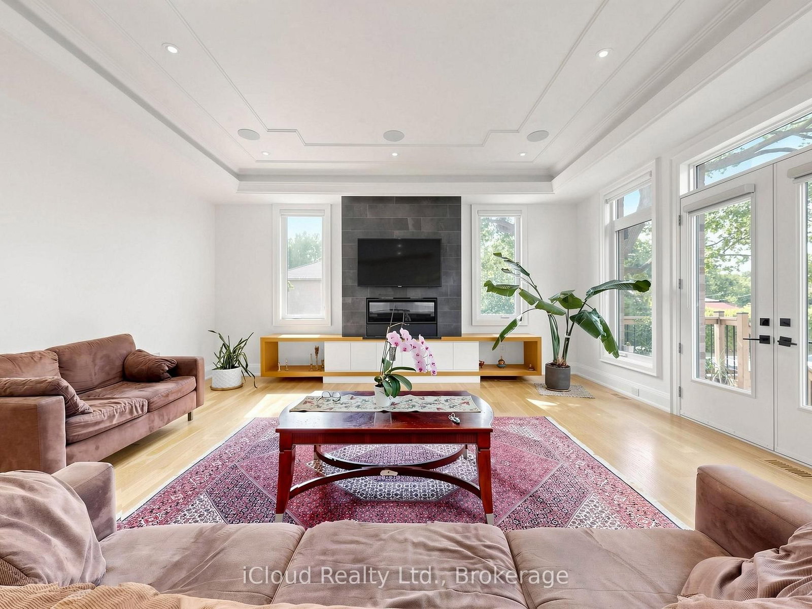 64 Risebrough Avenue • Toronto, ON photo 26