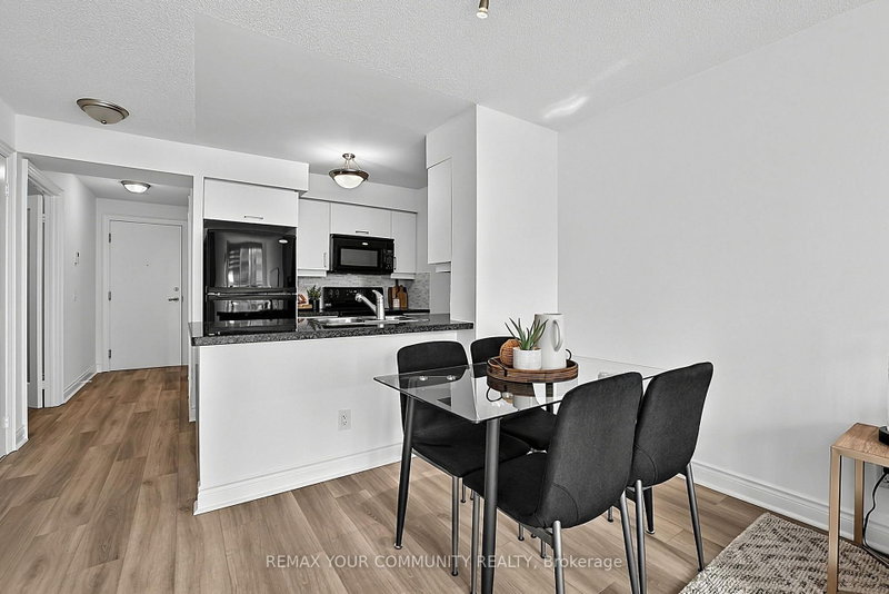 622 - 25 Greenview Avenue