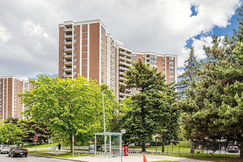 304 - 5 Vicora Linkway