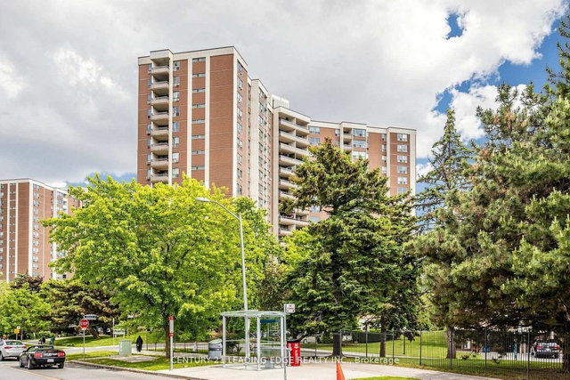 304 - 5 Vicora Linkway