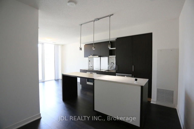 1705 - 88 Harbour Street