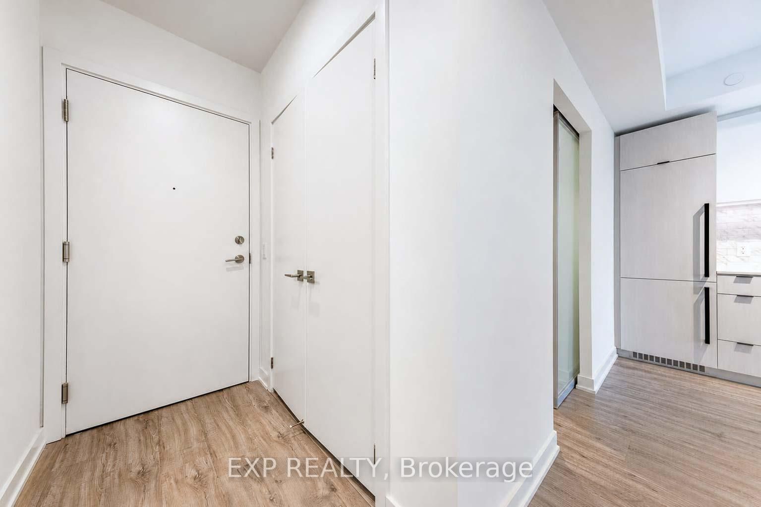 252 Church Street • #5012 • Toronto, ON photo 18
