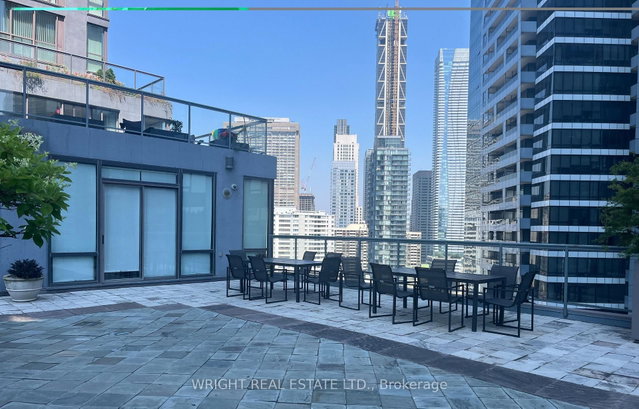 24 Wellesley Street W