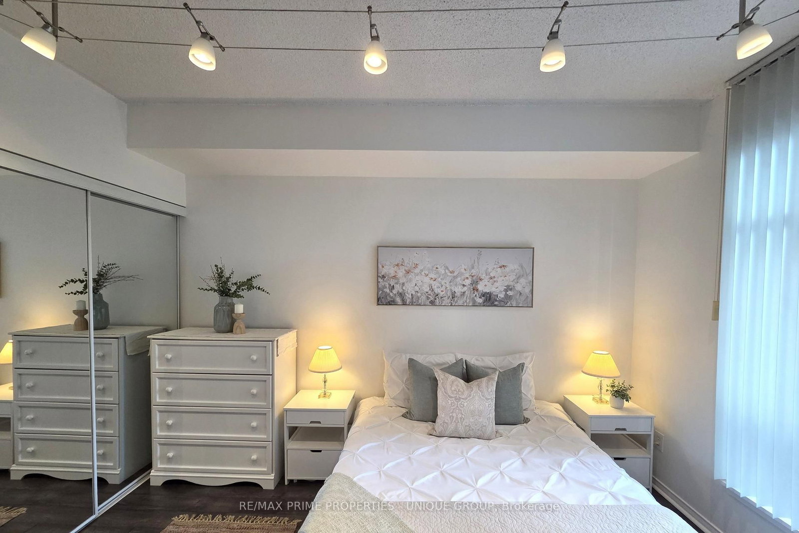 99 Hayden Street • #1005 • Toronto, ON photo 19