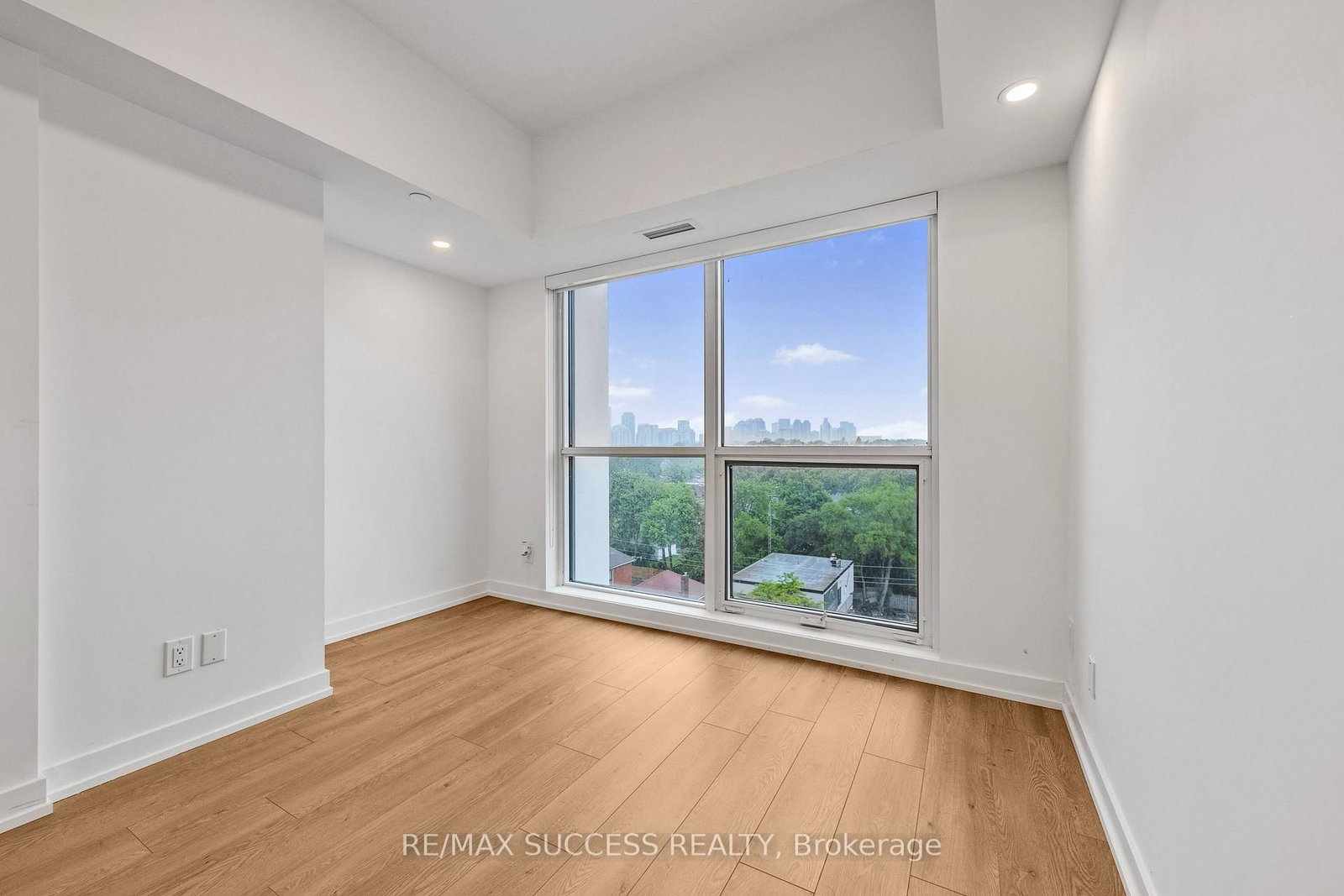 181 E Sheppard Avenue • #718 • Toronto, ON photo 19