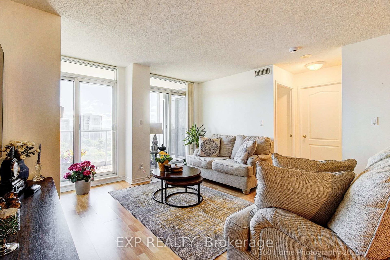 8 Rean Drive • #1705 • Toronto, ON photo 2