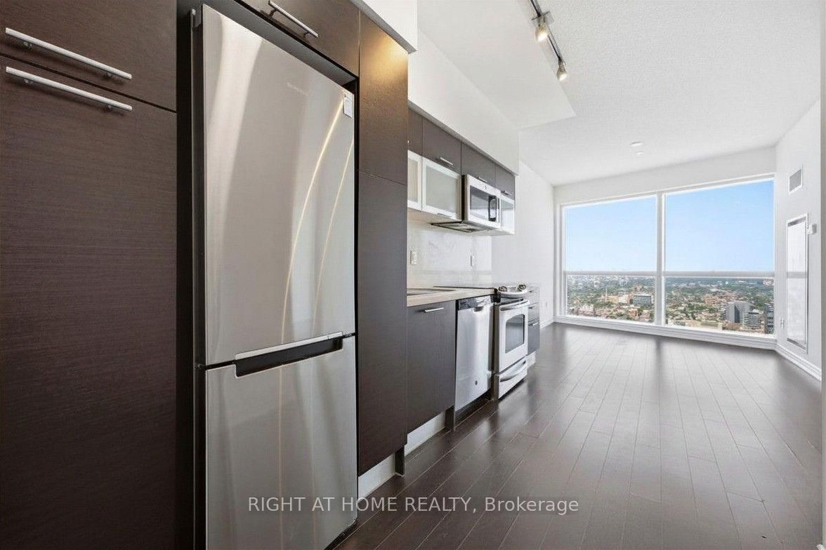 386 Yonge Street • #5614 • Toronto, ON photo 7