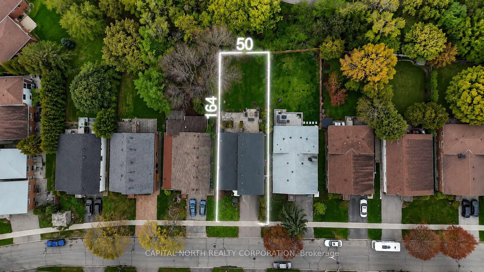 105 Rockford Road • Toronto, ON photo 22