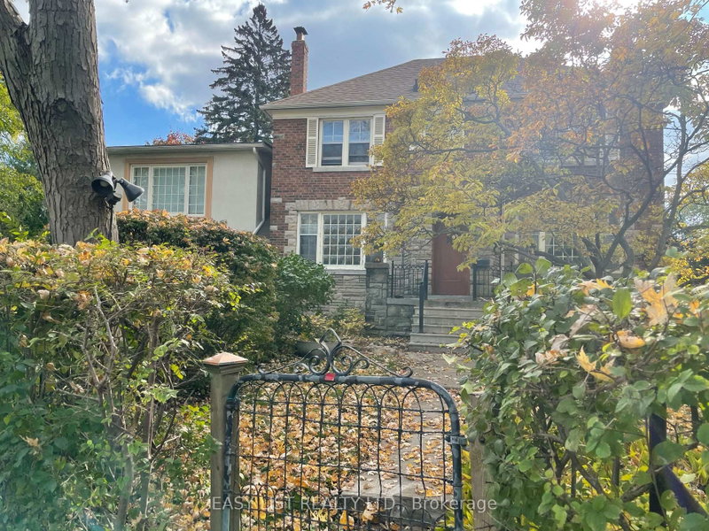 205 Ridley Blvd photo 4