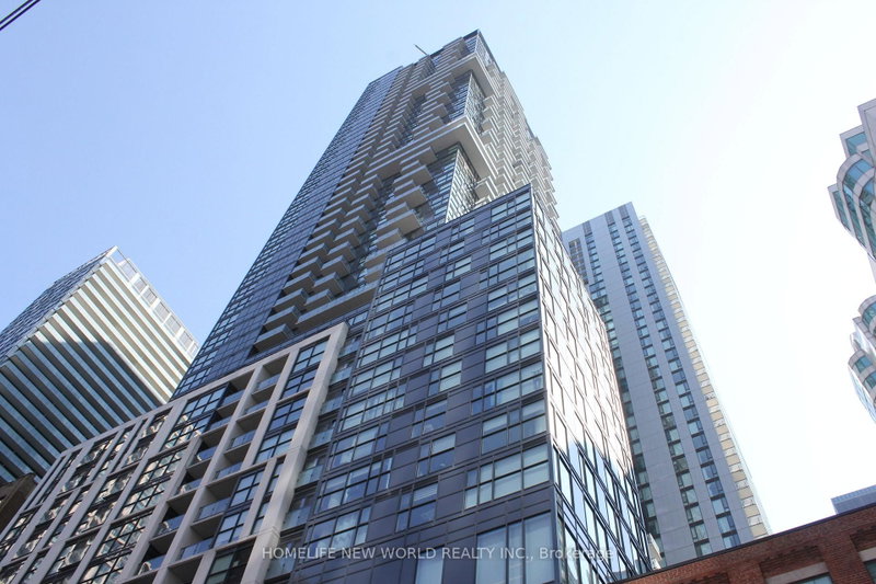 PH106 - 87 Peter Street