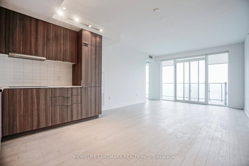 3806 - 955 Bay Street