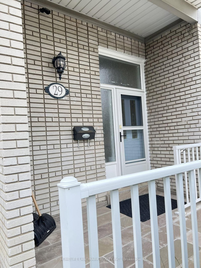 29 Tillplain Rd photo 4