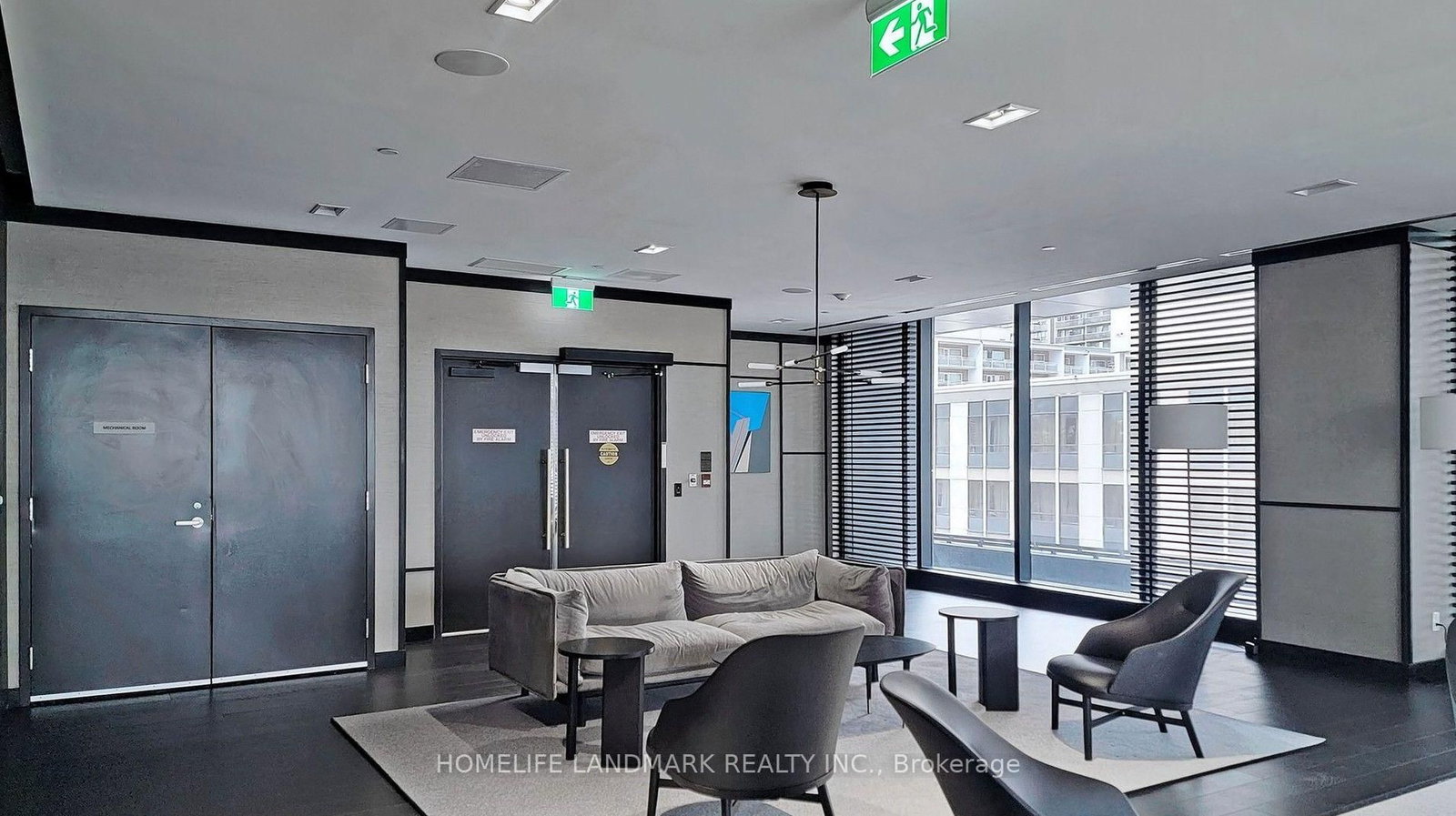 18 E Maitland Terrace • #2402 • Toronto, ON photo 30