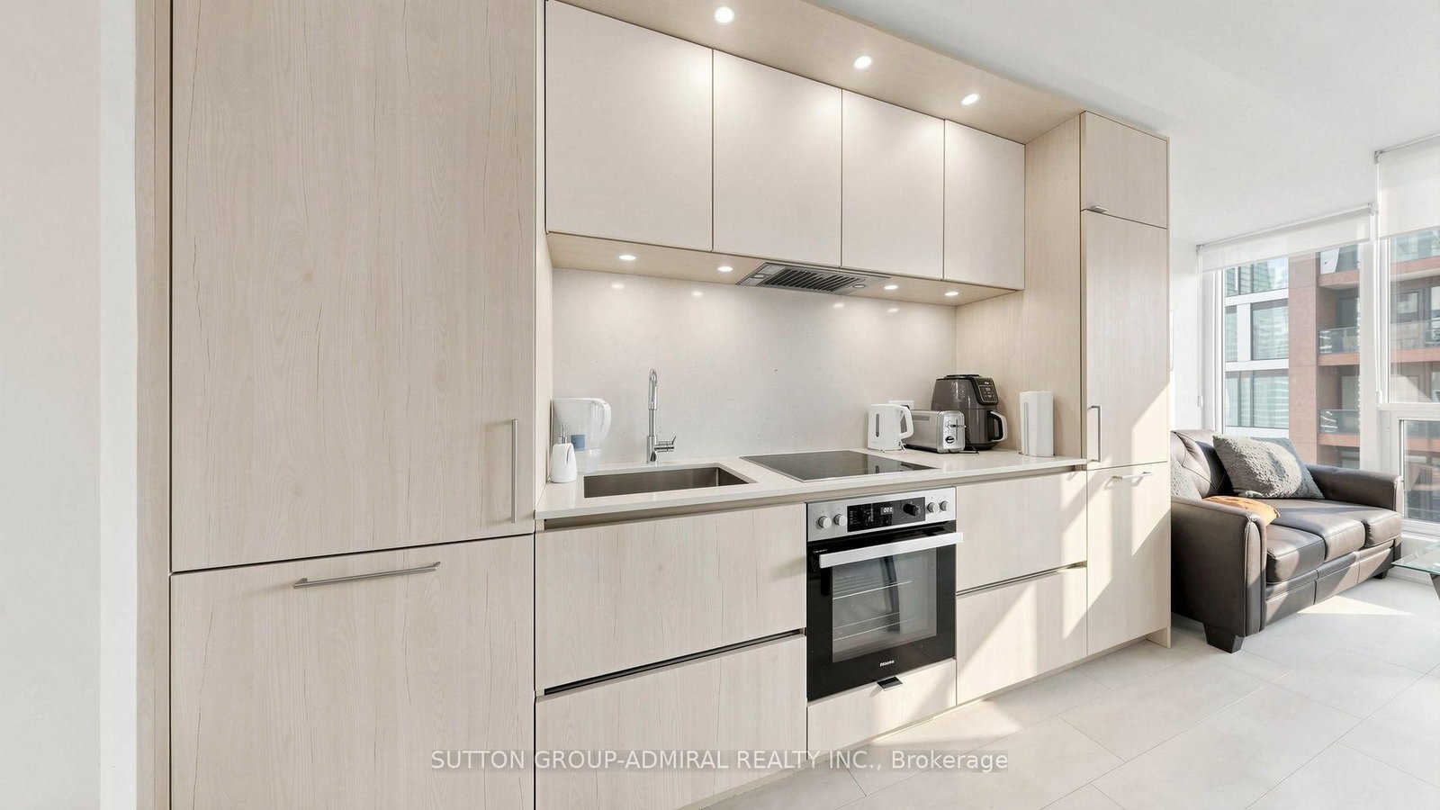 35 Mercer Street • #3011 • Toronto, ON photo 2