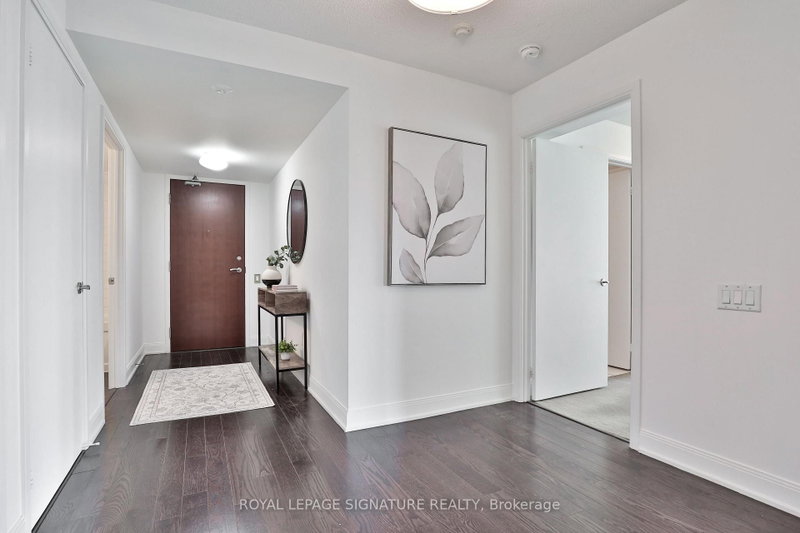 902 - 2181 Yonge Street