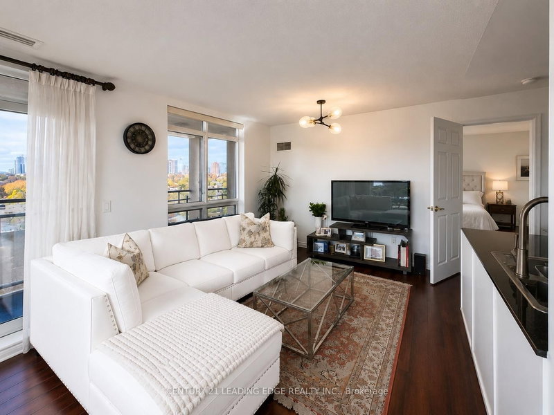 712 - 18 Kenaston Gardens