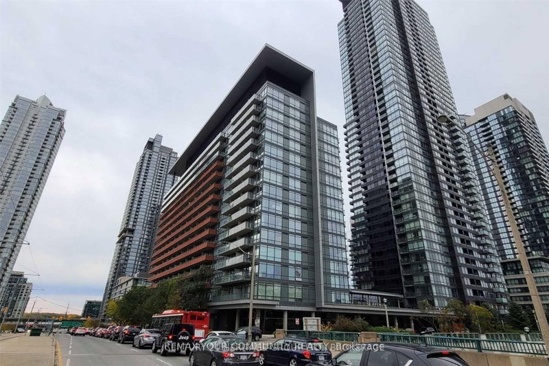 919 - 4k Spadina Avenue