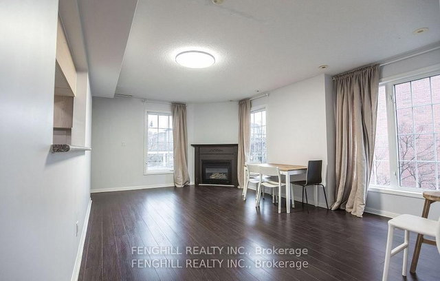 208 - 3 Everson Drive