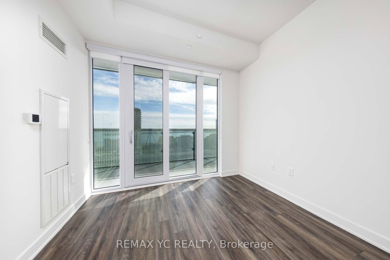135 Lower Sherbourne Street • #2726 • Toronto, ON photo 8