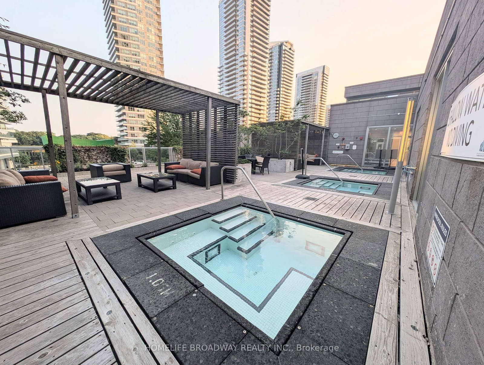 121 Mcmahon Drive • #3609 • Toronto, ON photo 27