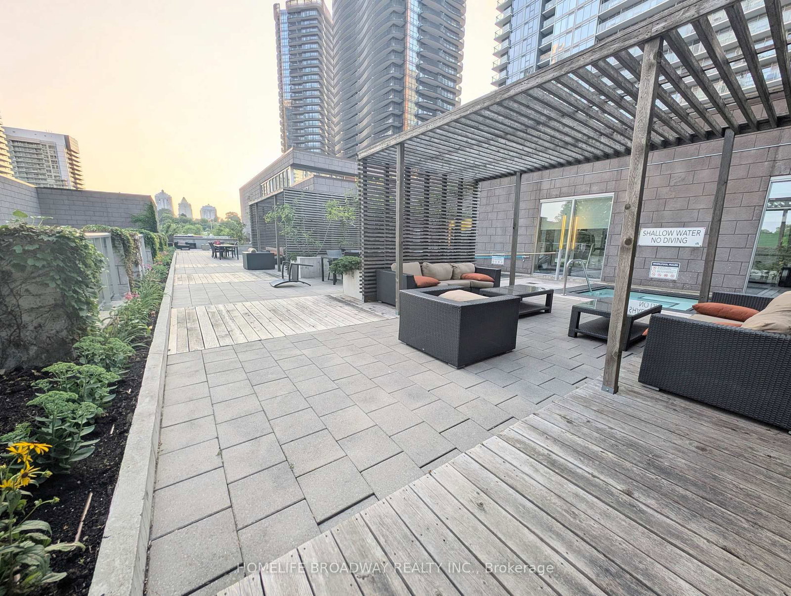 121 Mcmahon Drive • #3609 • Toronto, ON photo 30