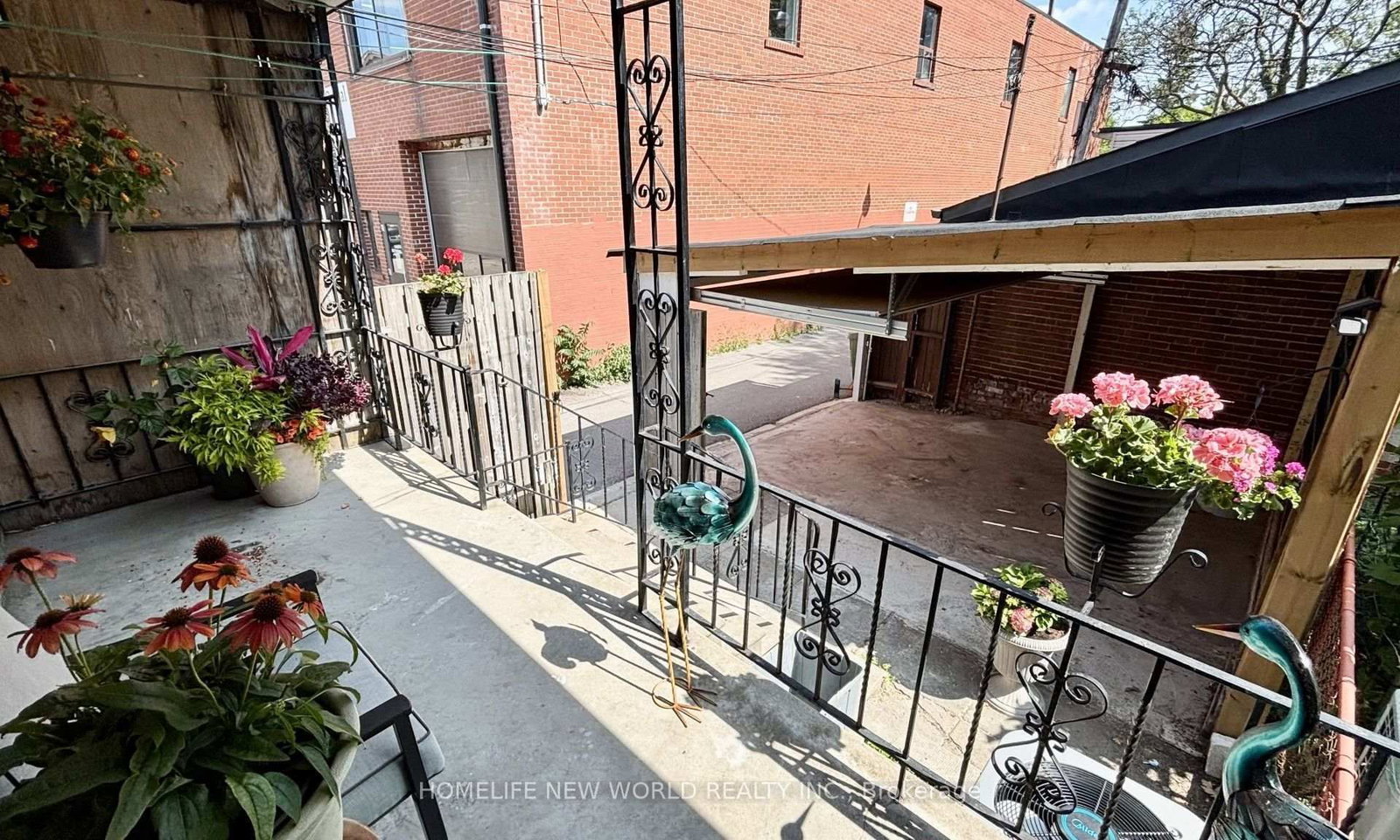 509 Dupont Street • Toronto, ON photo 29