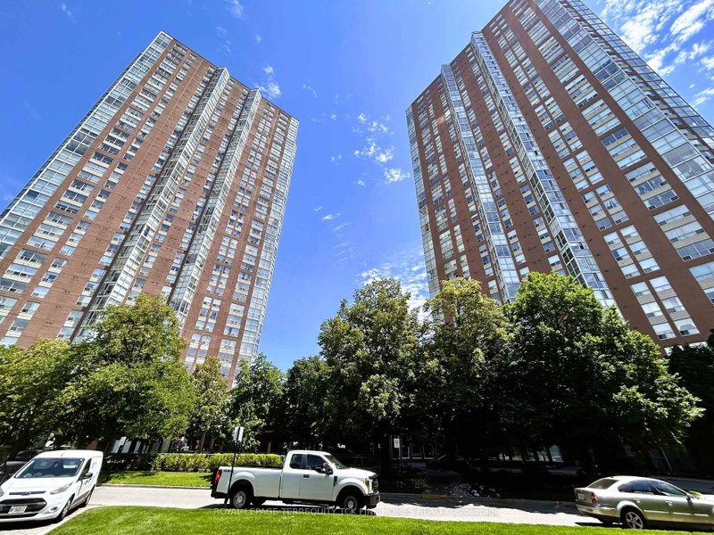 1810 - 5 Concorde Place