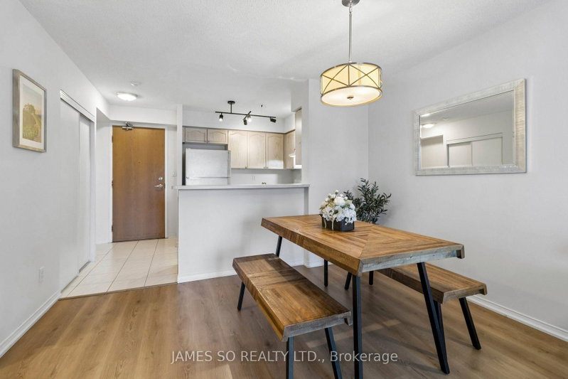 1625 - 233 Beecroft Road