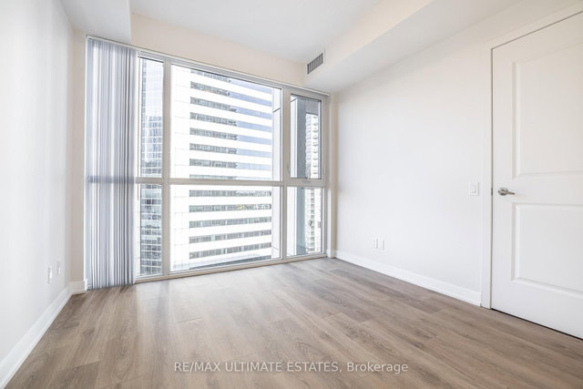 1109 - 4955 Yonge Street