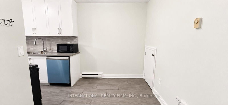 308 - 40 Sunny Glenway