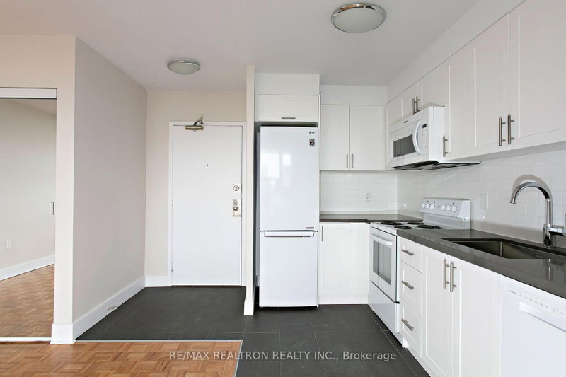409 - 1500 Bathurst Street