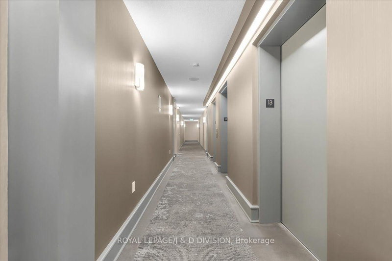 1306 - 21 Overlea Boulevard