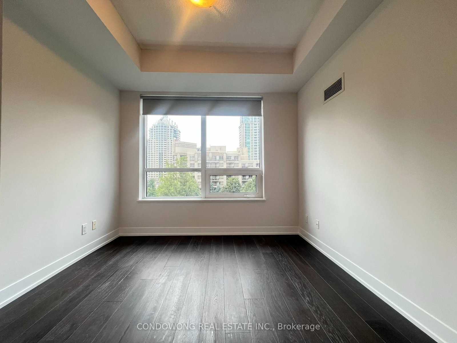 325 - 7 Kenaston Gardens, Toronto 4