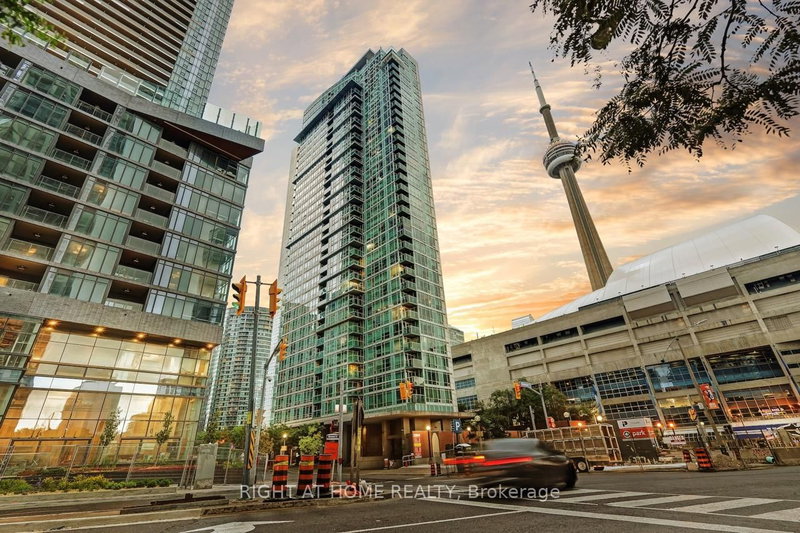 2316 - 81 Navy Wharf Court