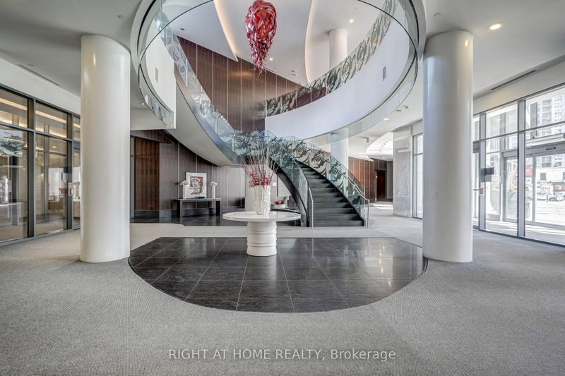 LPH208 - 5162 Yonge Street