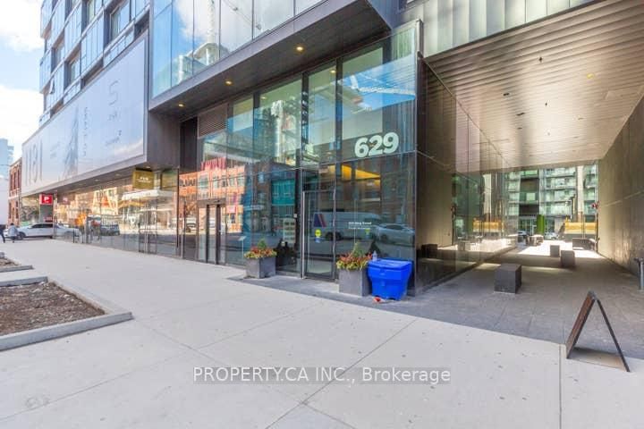 1216 - 629 King Street W