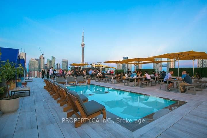 1216 - 629 King Street W