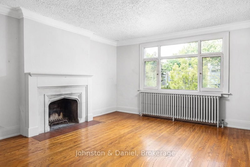 58 Lascelles Boulevard