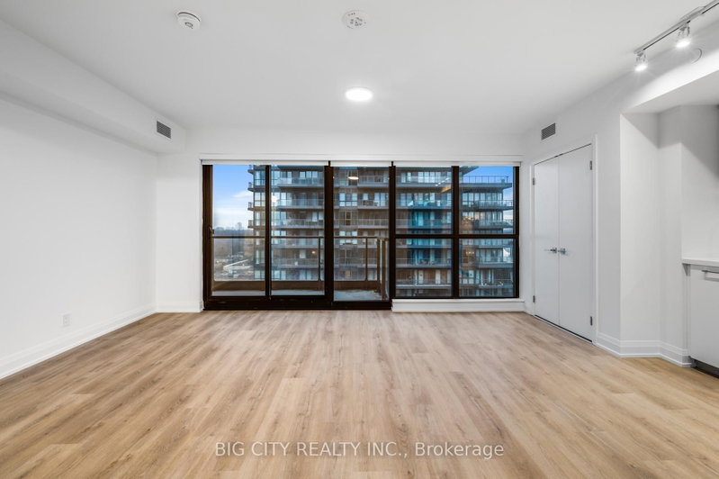 801 - 36 Brentcliffe Road