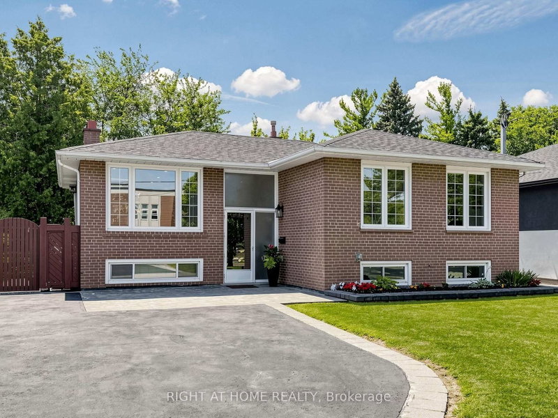 305 Pleasant Avenue