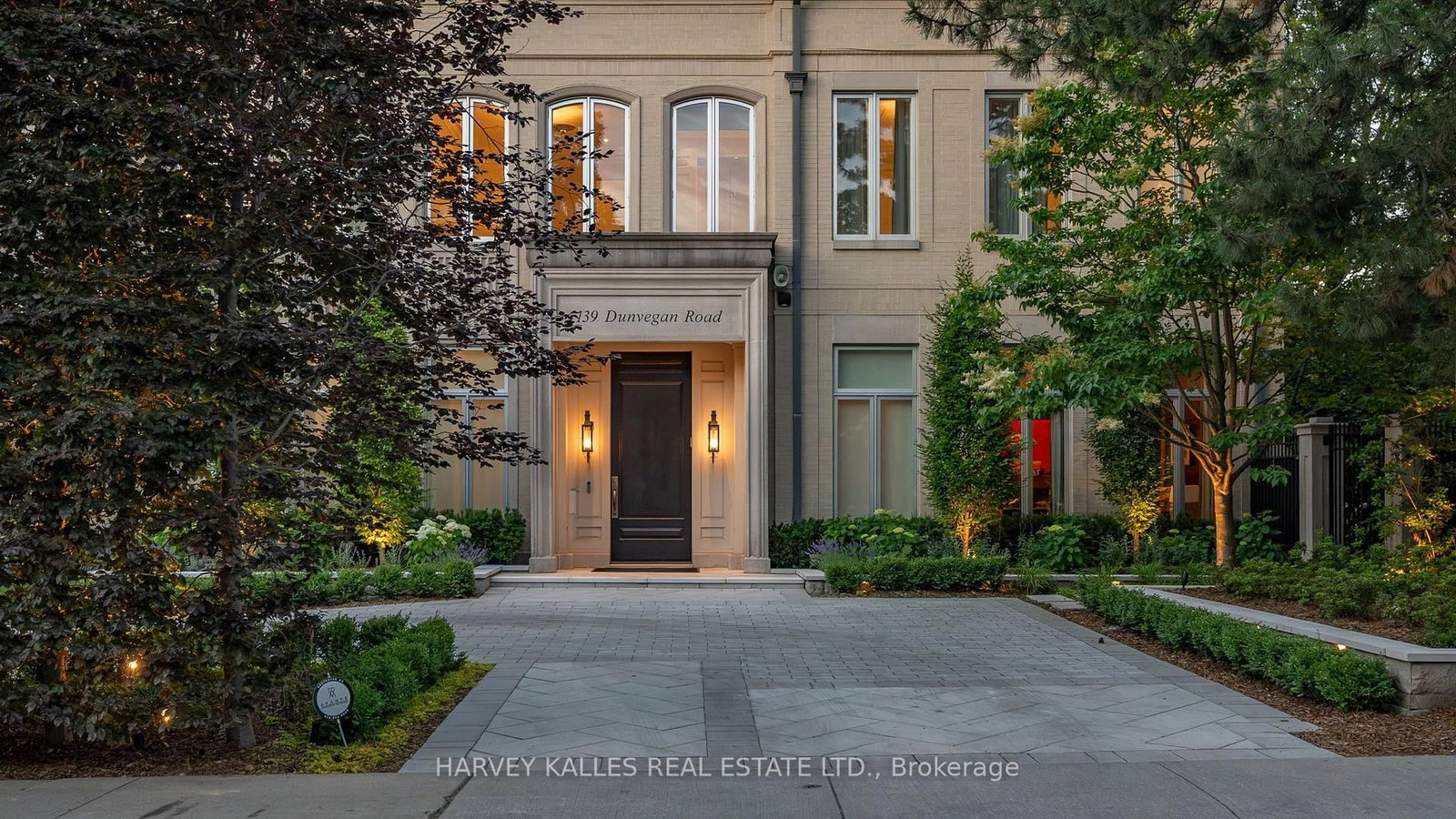 Property at 139 Dunvegan