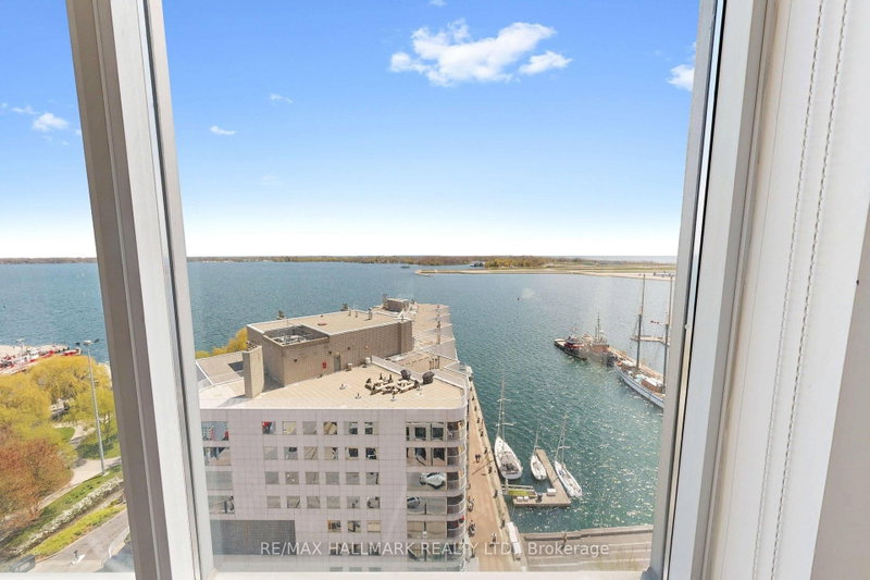 1516 - 410 Queens Quay W