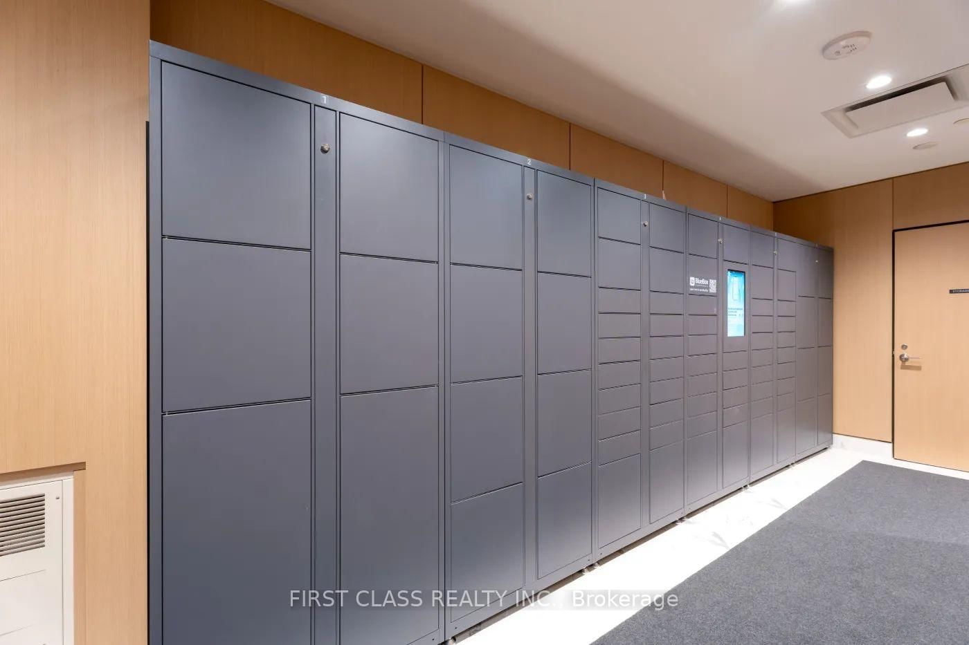 38 Widmer Street • #710 • Toronto, ON photo 16